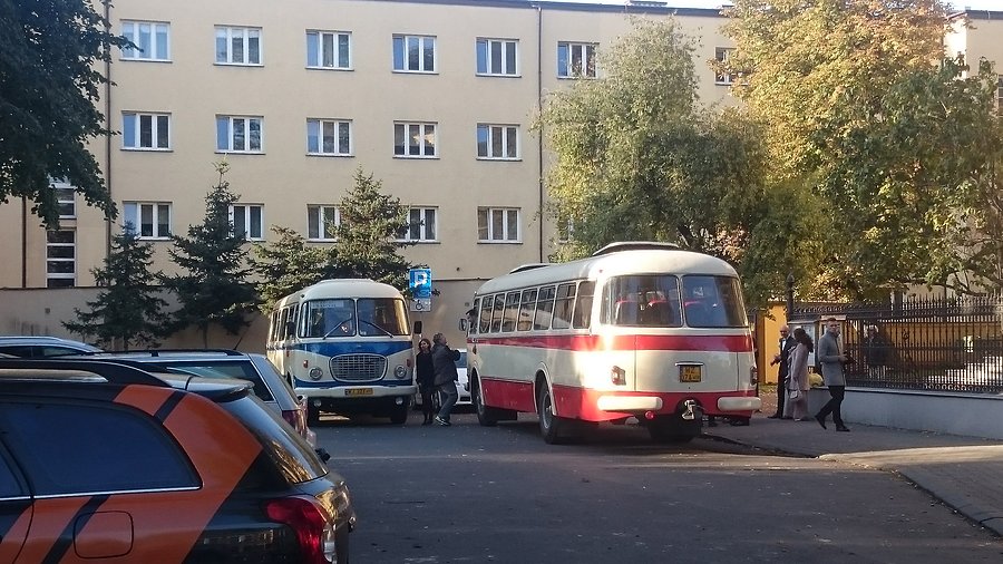 Ślub Prawosławnych, a goście jechali takim busem