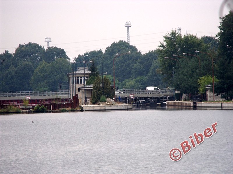 Śluza Łabędy