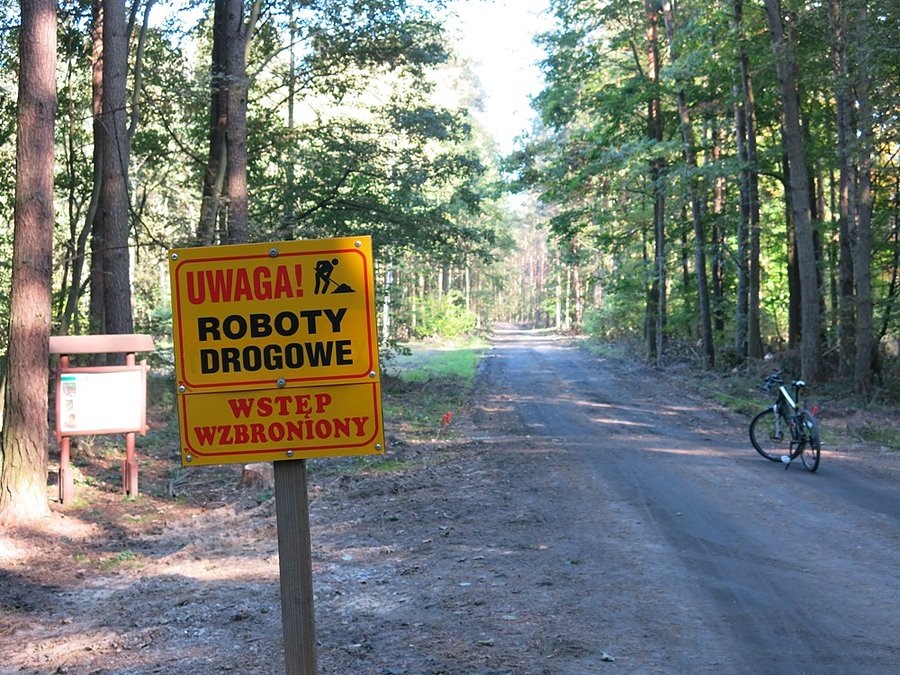 Dalej wstęp wzbroniony - budowa trwa