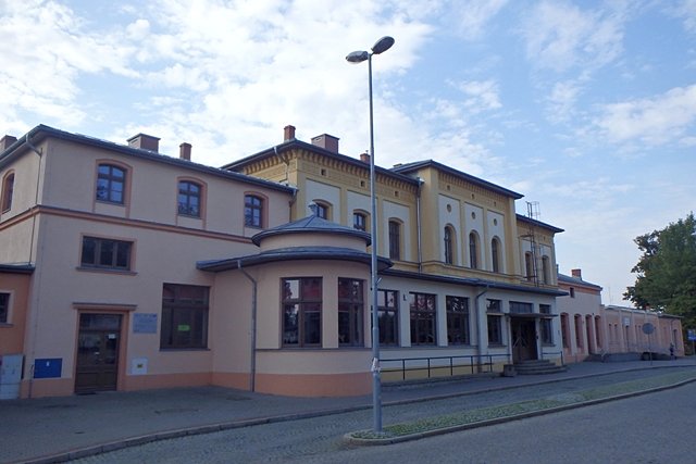 Zwiedzanie Mazur Zachodnich zacząłem od ... dworca PKP w Ostródzie;)