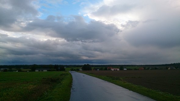Ciemne chmury
