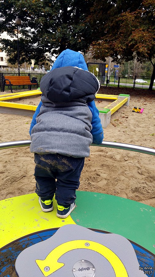 Wejść, wszędzie wejść i próbować zejść nie tam gdzie trzeba :D