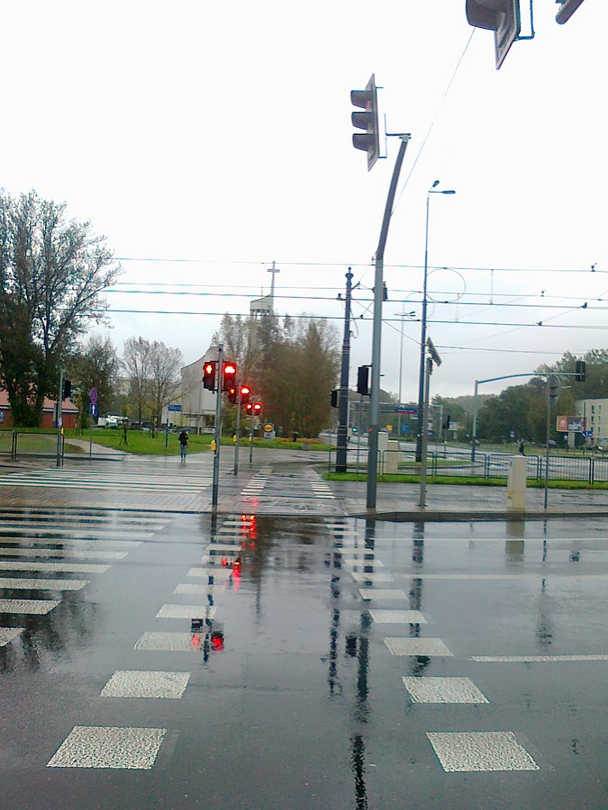 Czekając w deszczu na zielone