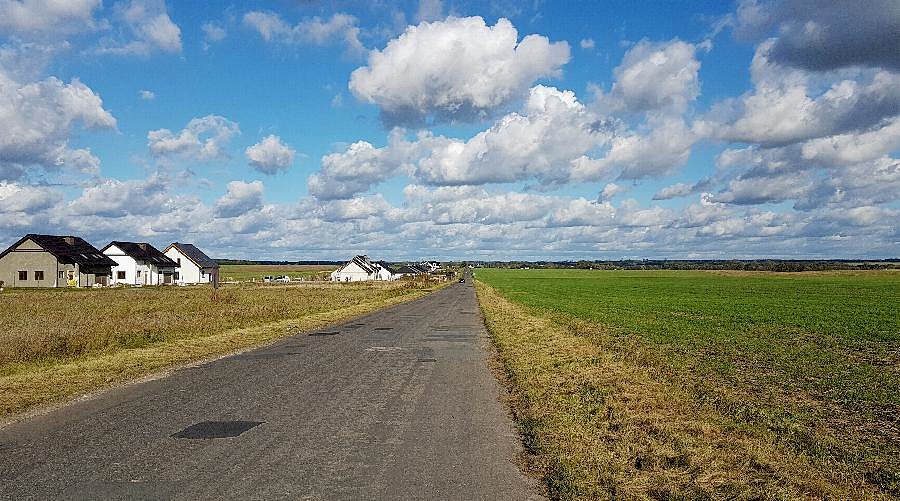 Droga z Grzędzic do Żarowa