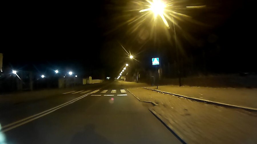 Ciemno i pusto na drogach
