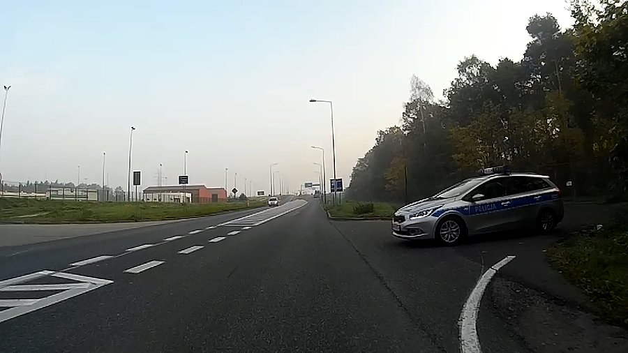 Przyczajona policja