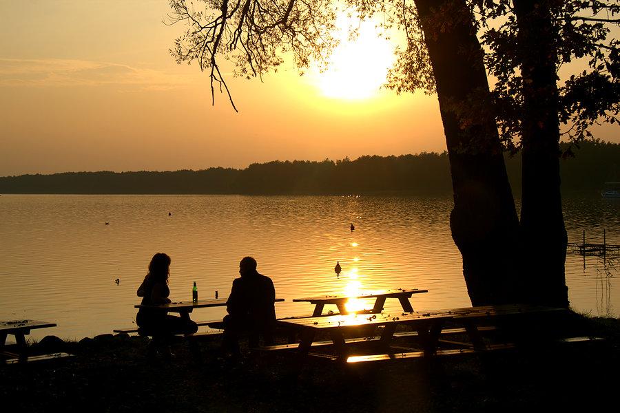 Pomarańczowo nad Miedwiem