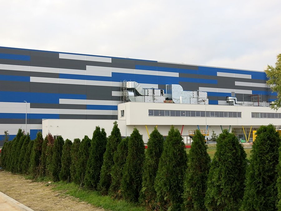 Lodowa Arena z boku