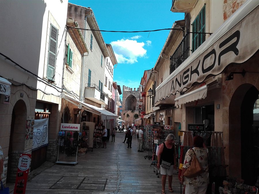 Alcudia - zabytkowa część miasta