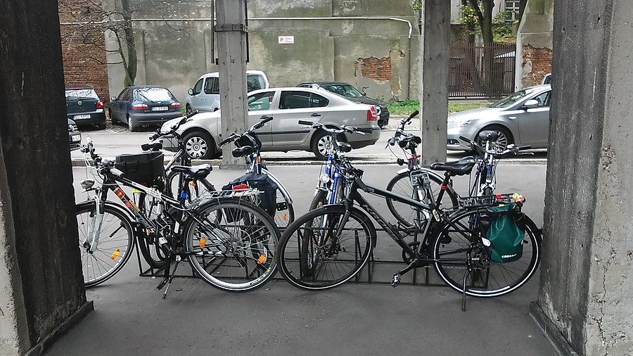 Parking rowerowy na Tuwima