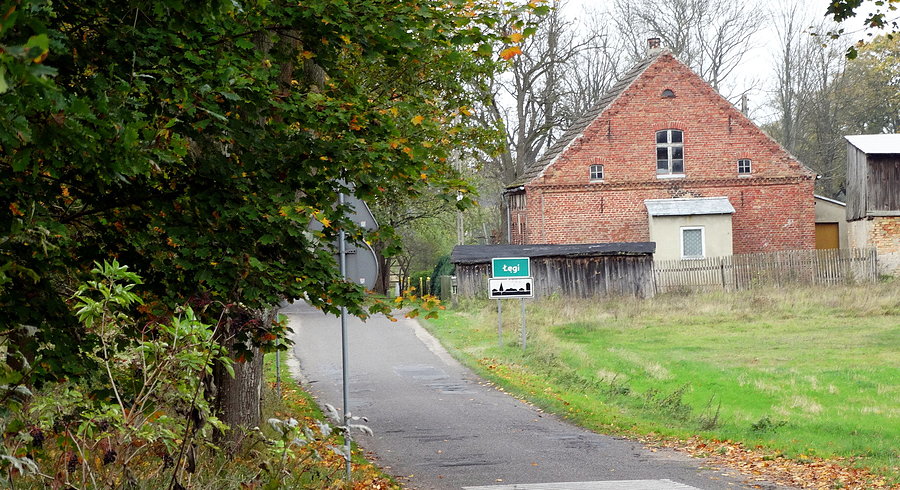 Przede mną Łęgi
