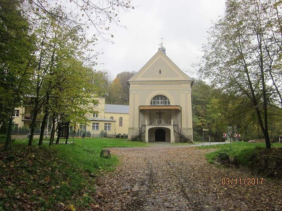 Poręba - Kościół Wniebowzięcia NMP