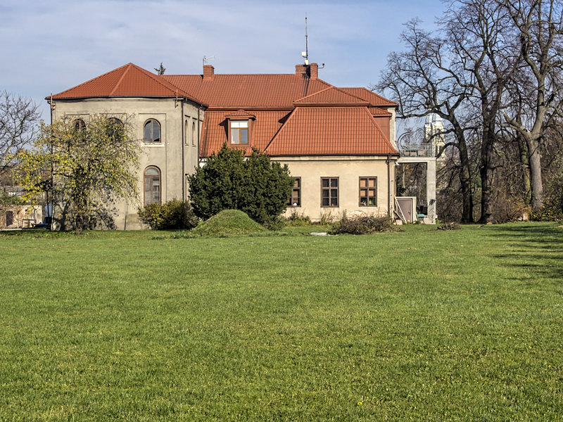 Pałac w Borownie
