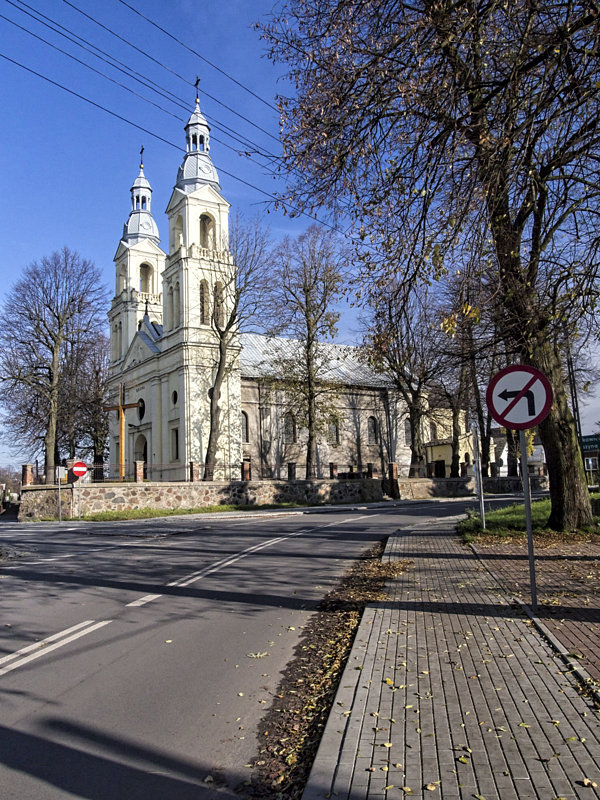 Kościół św. Wawrzyńca w Borownie