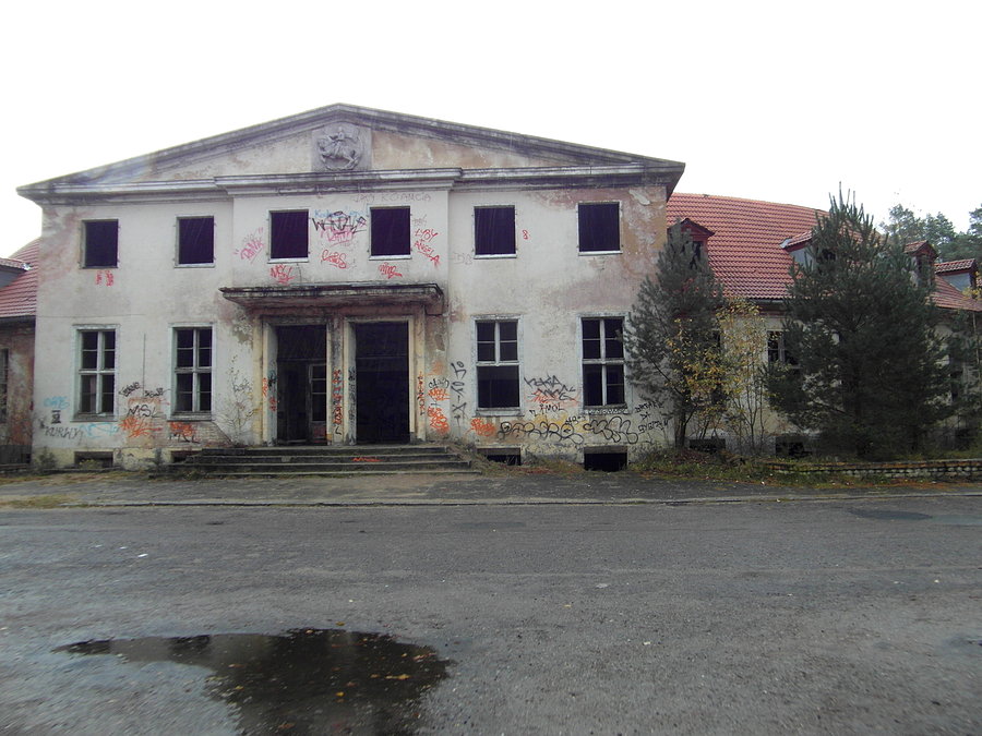 Dom Oficera - Borne Sulinowo