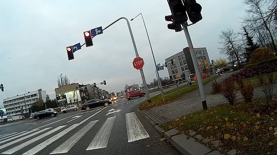 Niedługo ma zacząć się przebudowa tego skrzyżowania będzie.... rondo turbinowe :)