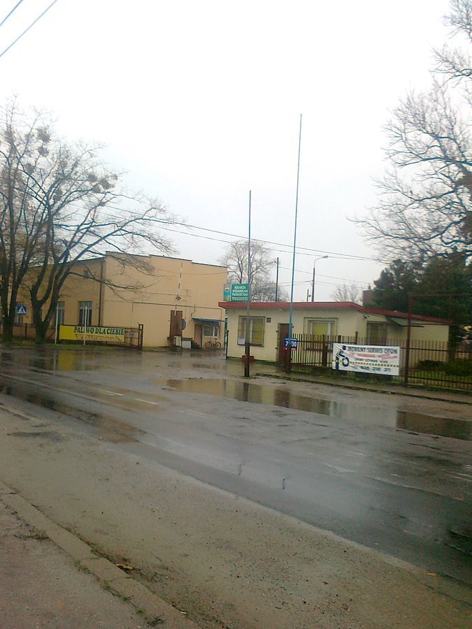 Trzeci postój pod wiatą w Duchnicach
