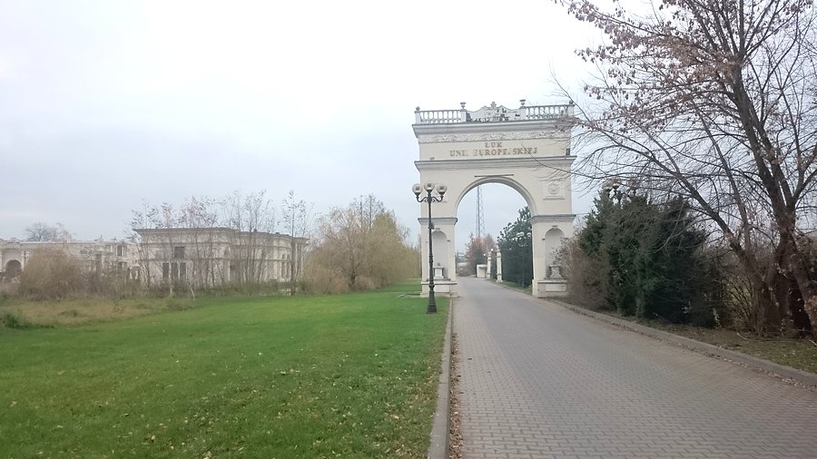 Wieki temu byłam tu ostatnio. Pamiętam jeździłam wtedy na mongoose jeszcze przed tym jak pojawiłam się tu na blogu :)