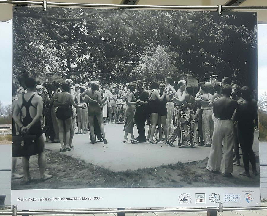 Potańcówka na plaży Braci Kozłowskich