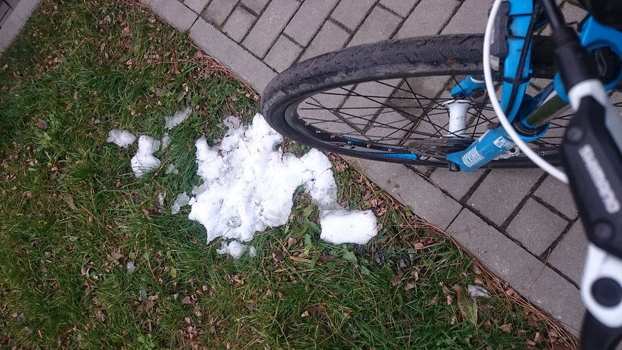 Resztki wczorajszej śnieżycy
