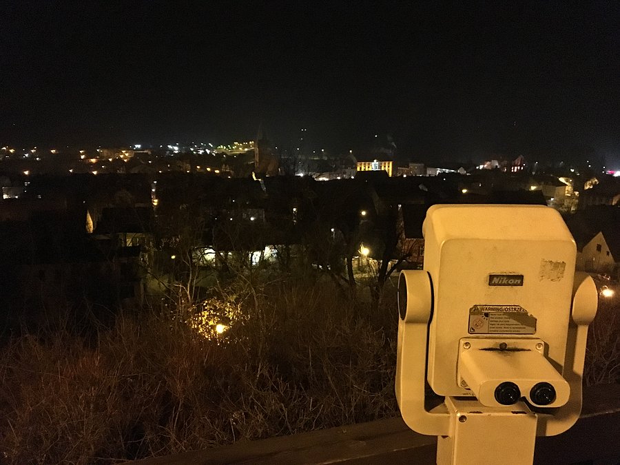 Nocny widok na Czarnków