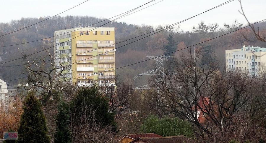 Widok z wiaduktu przy Al. Wojska Polskiego w kierunku Arkońskiej.