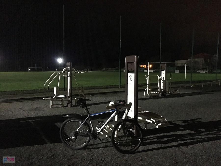 Najpierw 50 kółek na stadionie = 20 km