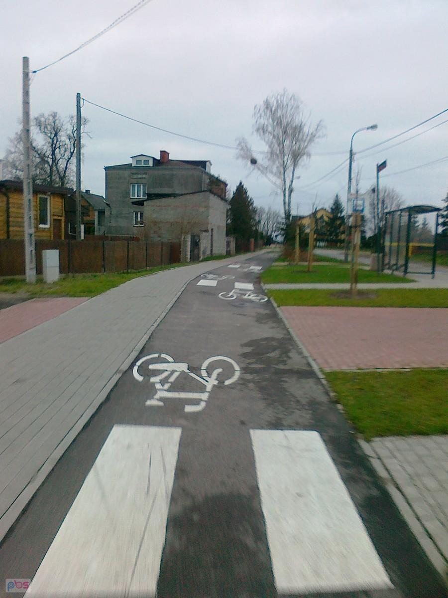 Ddr w Borzęcinie od drugiej strony