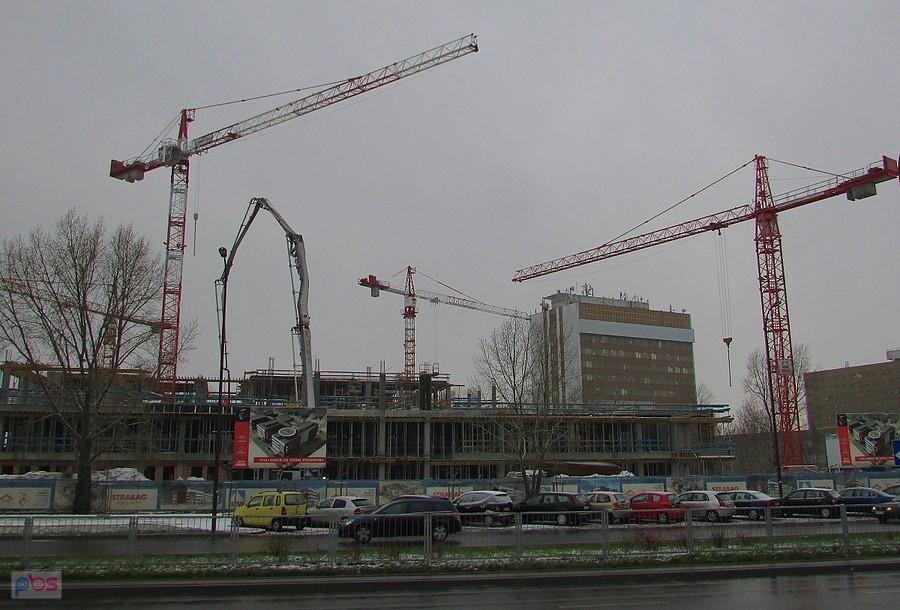 Na budowie Szpitala Południowego