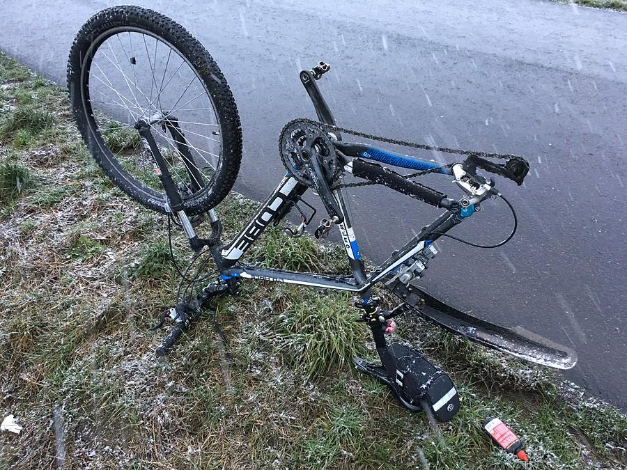 Na szczęście miałem zapasową dętkę i pompkę