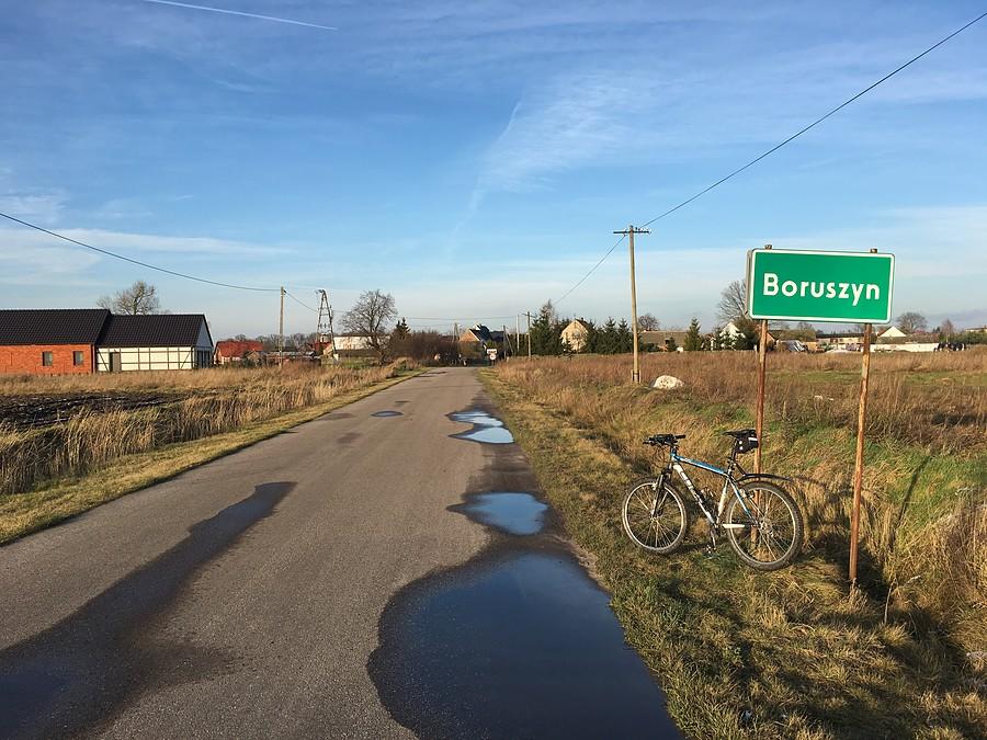 Wjazd do Boruszyna / w drodze do Czarnkowa