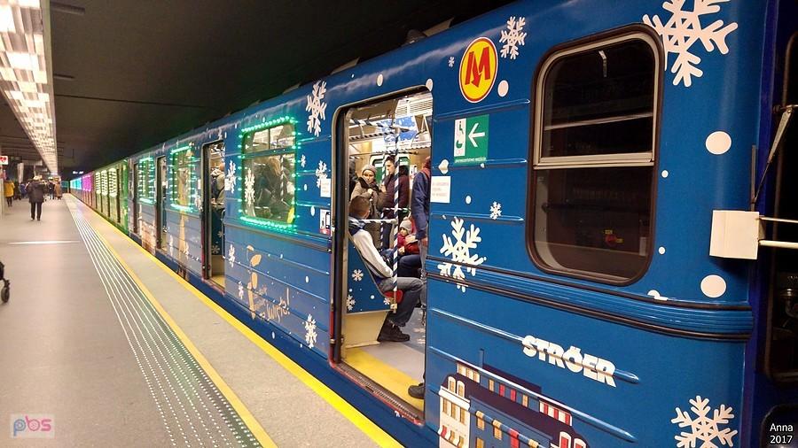 Świąteczne Metro.