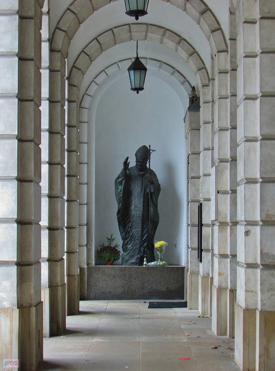 Przy Galerii Porczyńskich