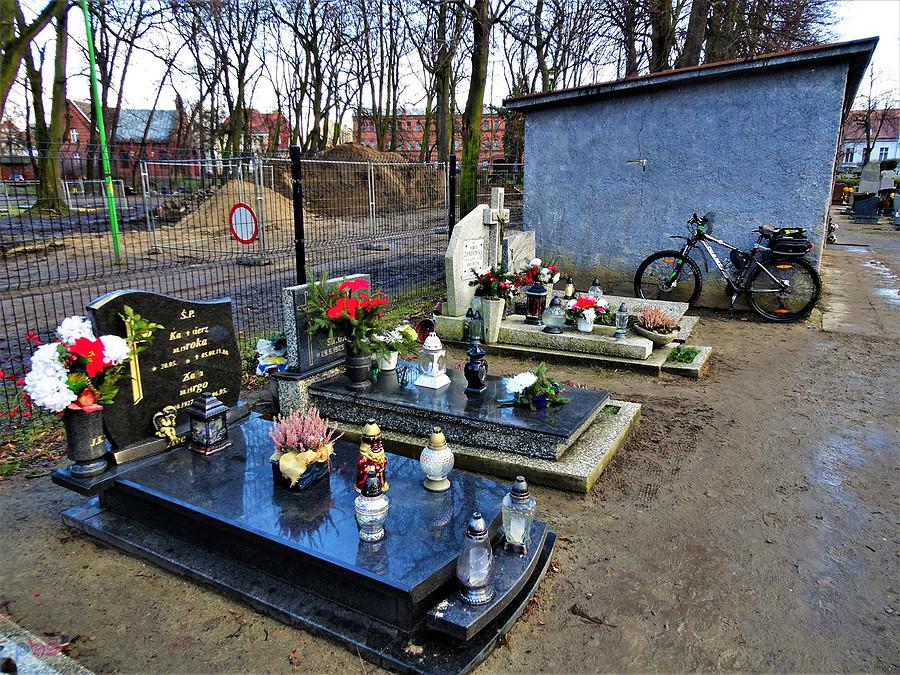 Okolice Tczewa. Cmentarz - Tczew.