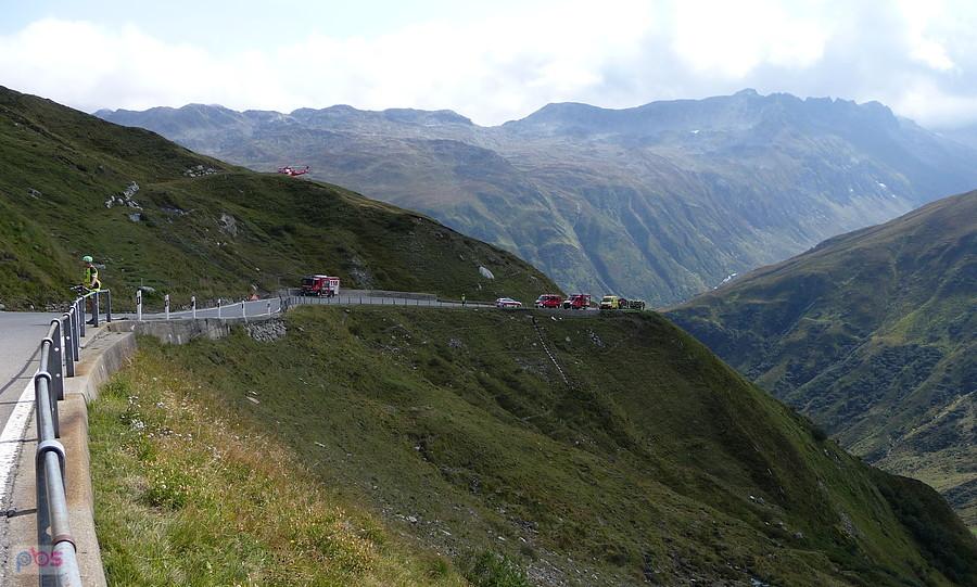 W Sneakersach na przełęcz Furkapass