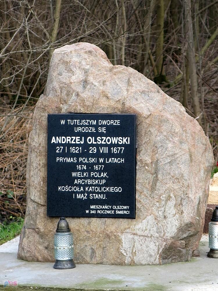W pobliskim dworze
