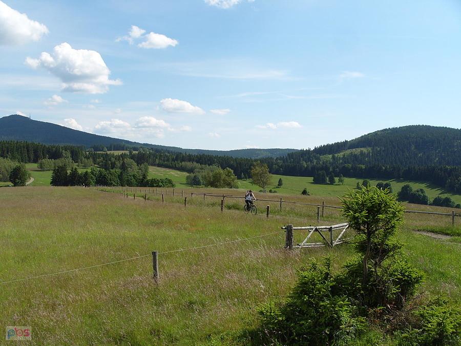 Podjazd na Skowronią Górę