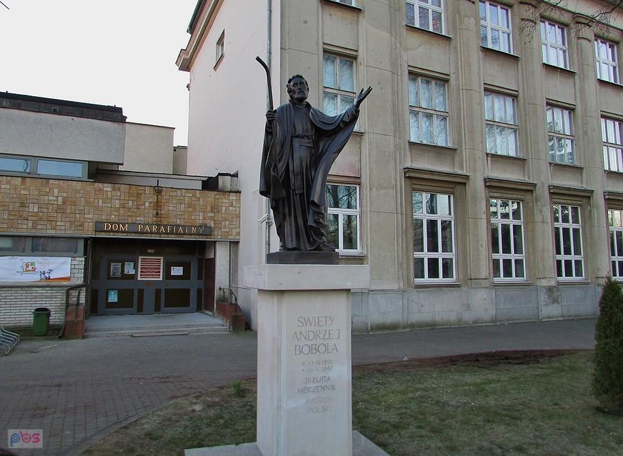 Pomnik św. Andrzeja Boboli