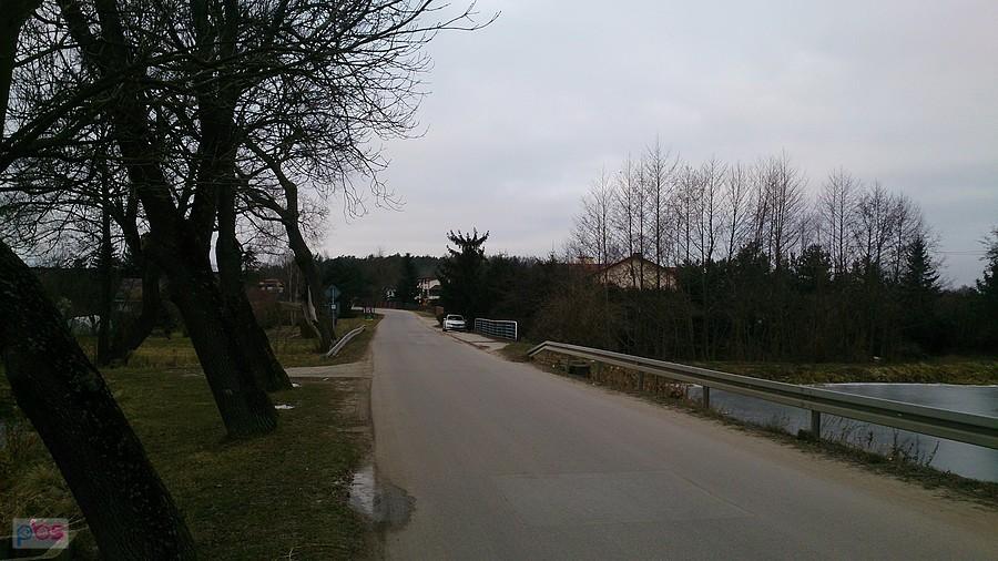 Lokalna droga w Głusku