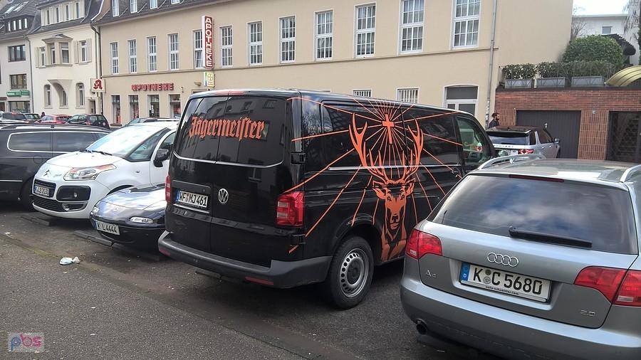 firmowe czy fan jagermeistra?