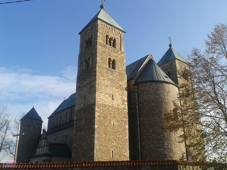 Archikolegiata NMP Królowej i św. Aleksego w Tumie