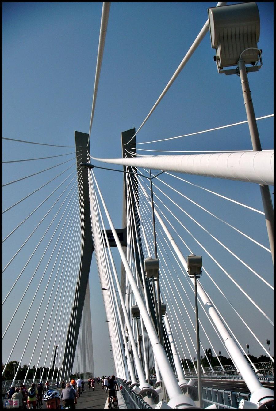 Przejazd Mostem Rędzińskim na AOW Wrocławia 27.08.2011