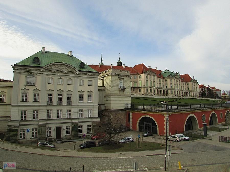 Pałac, zamek i arkady