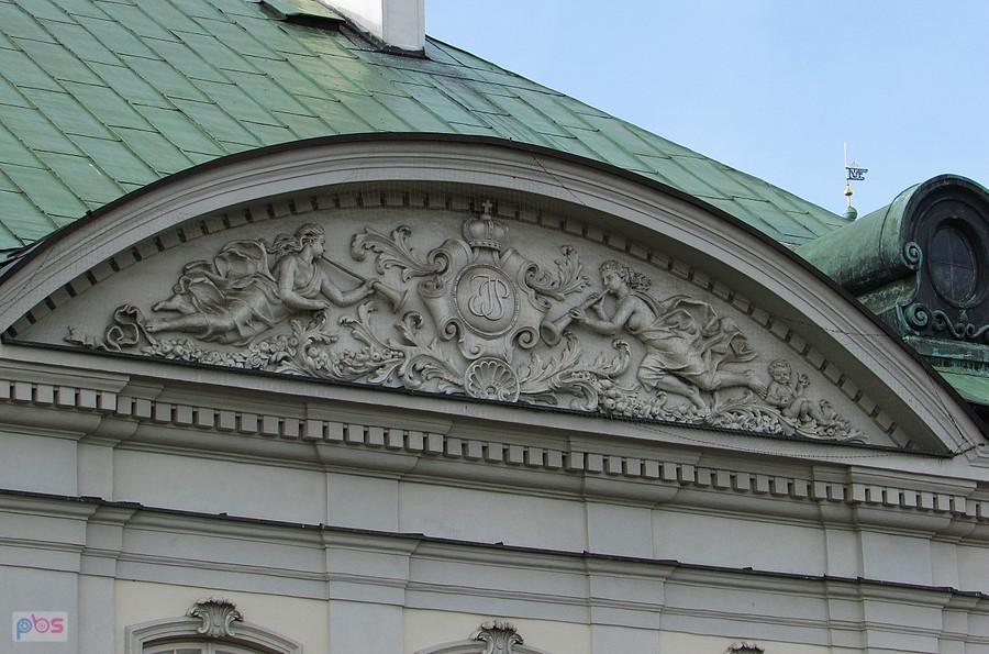 Tympanon Pałacu Pod Blachą