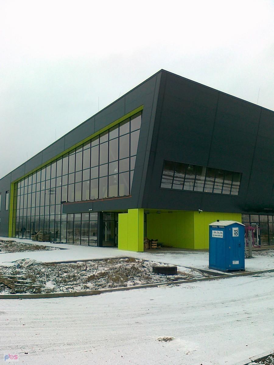 Hala sportowa w Kaputach na ukończeniu