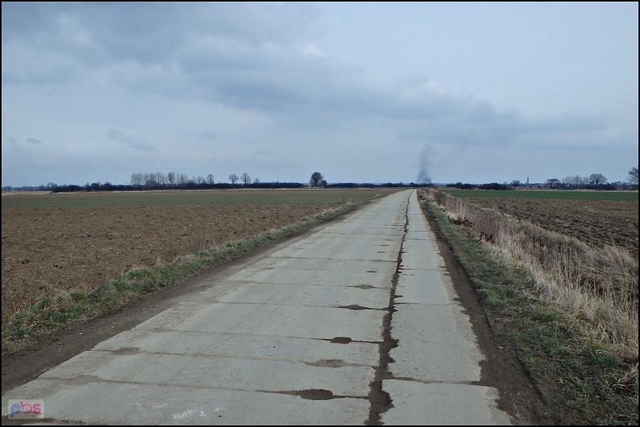 Droga z piękną nawierzchnią.