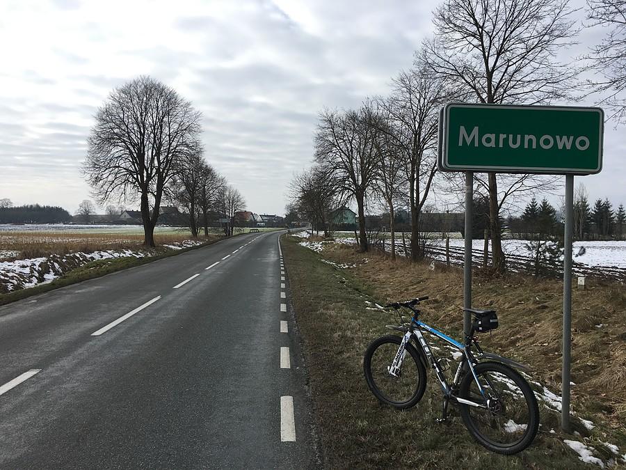 Wjazd do Marunowa od strony Chodzież