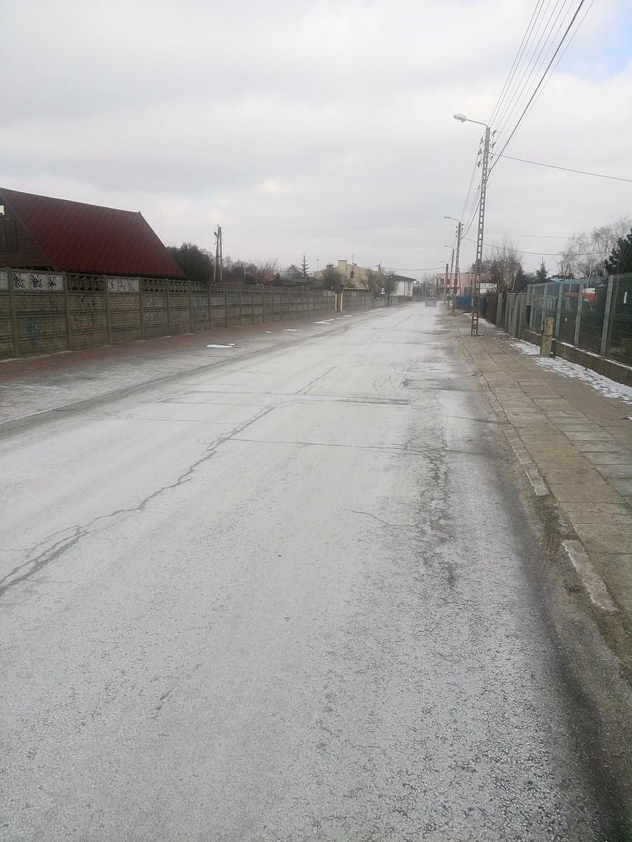 "Betonowa" nawierzchnia