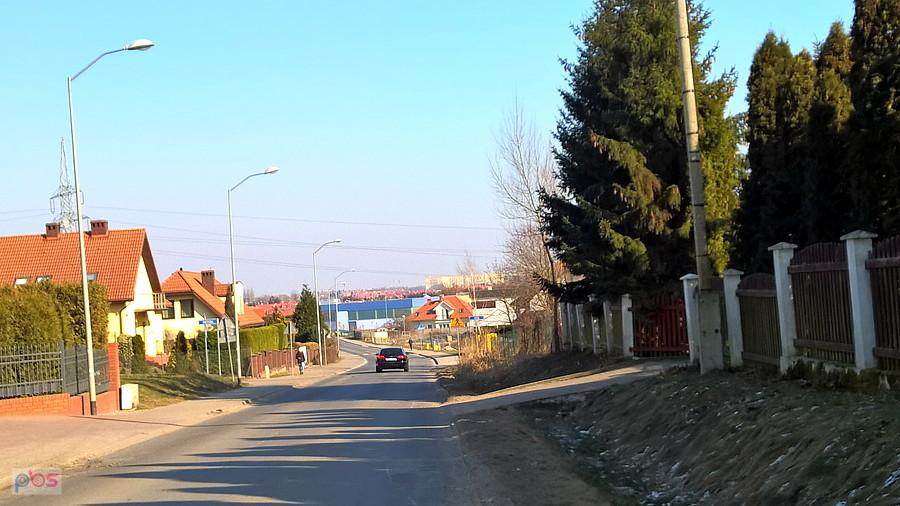 Widok z ulicy Górnej w Mierzynie.