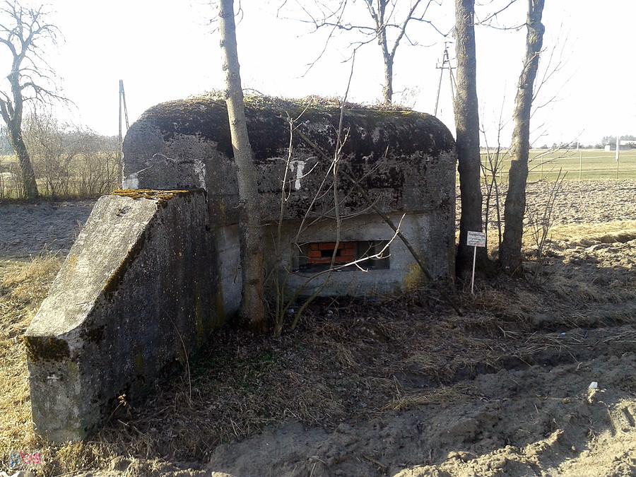 Tarnowa, schron bojowy - linia przedmoście Koło